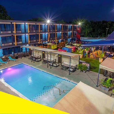Bposhtels Houston Hostel Екстериор снимка
