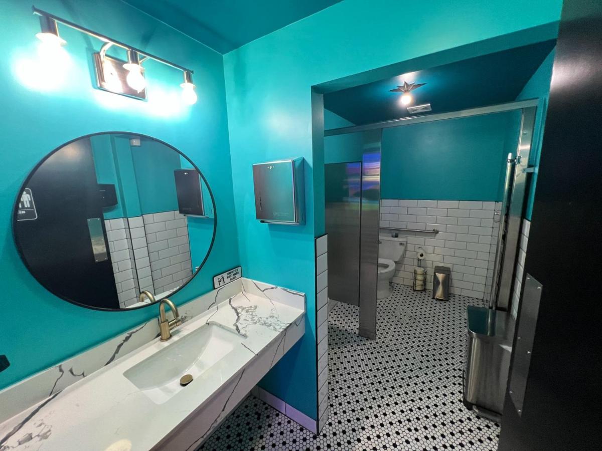 Bposhtels Houston Hostel Екстериор снимка